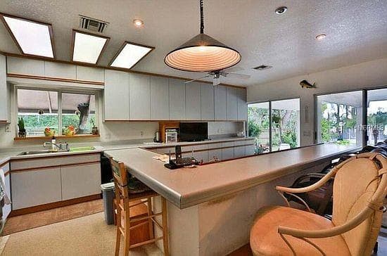 18620 WAYNE ROAD photo 14