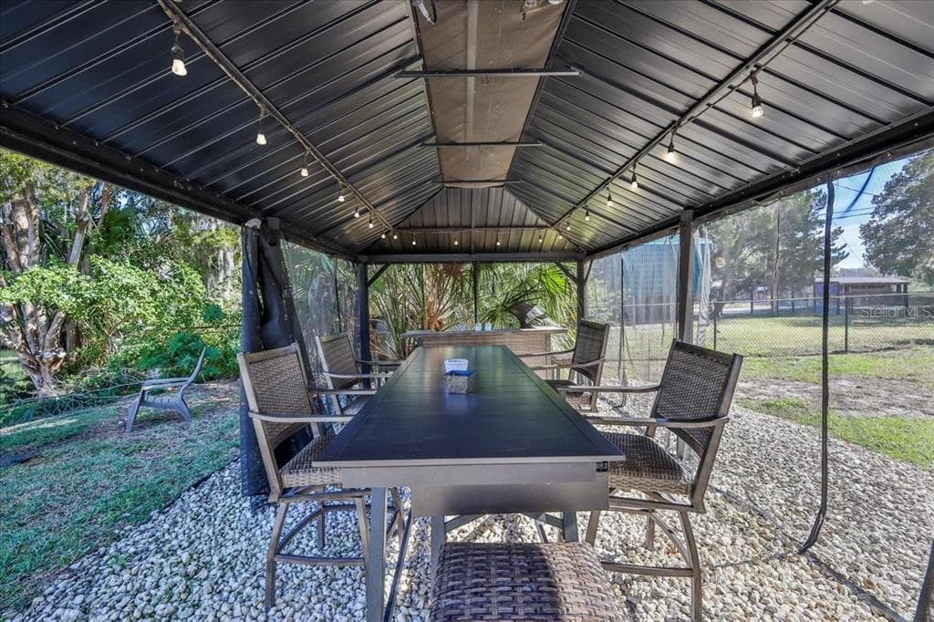 5261 CIRCLE DRIVE photo 7