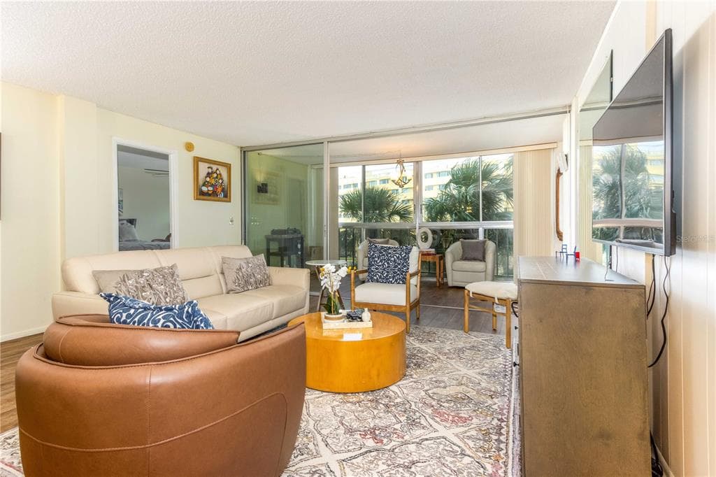 50 HARBOR VIEW LANE 11 photo 25