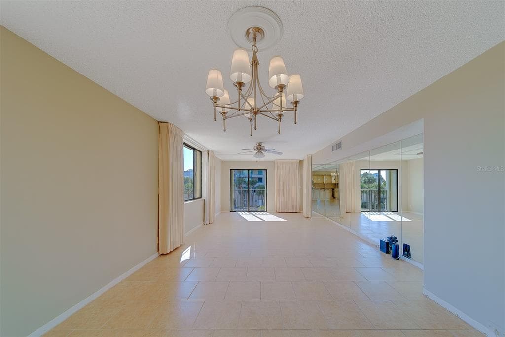 1480 GULF BOULEVARD 201 photo 12