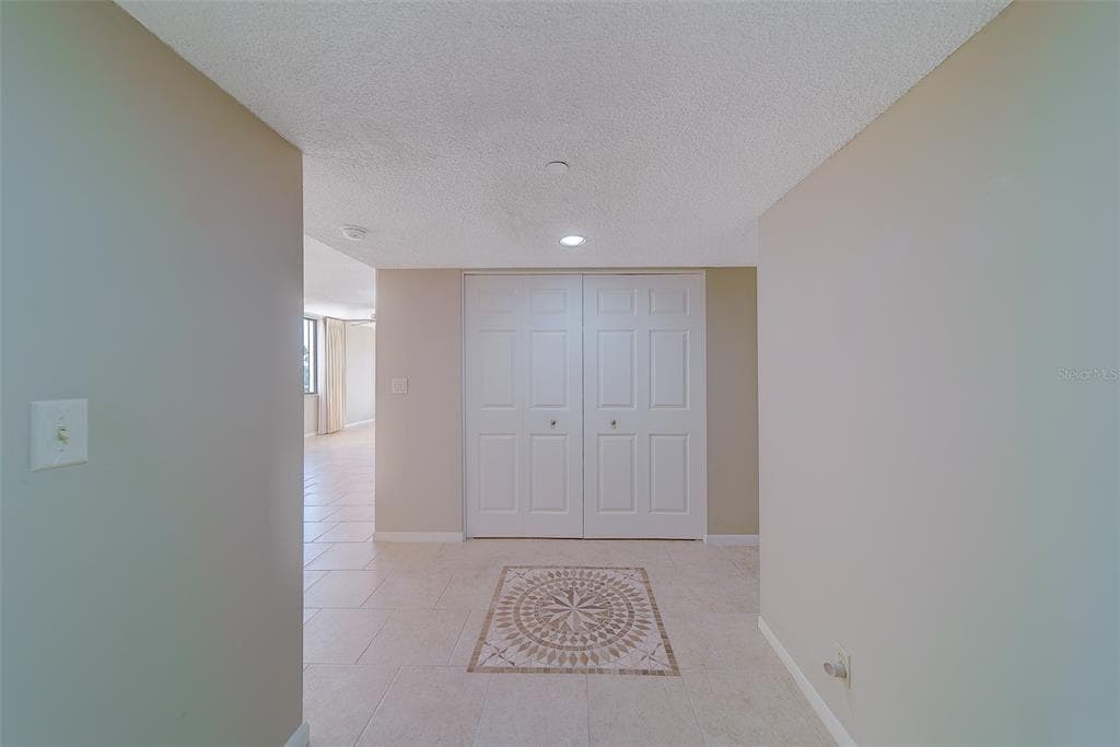 1480 GULF BOULEVARD 201 photo 8