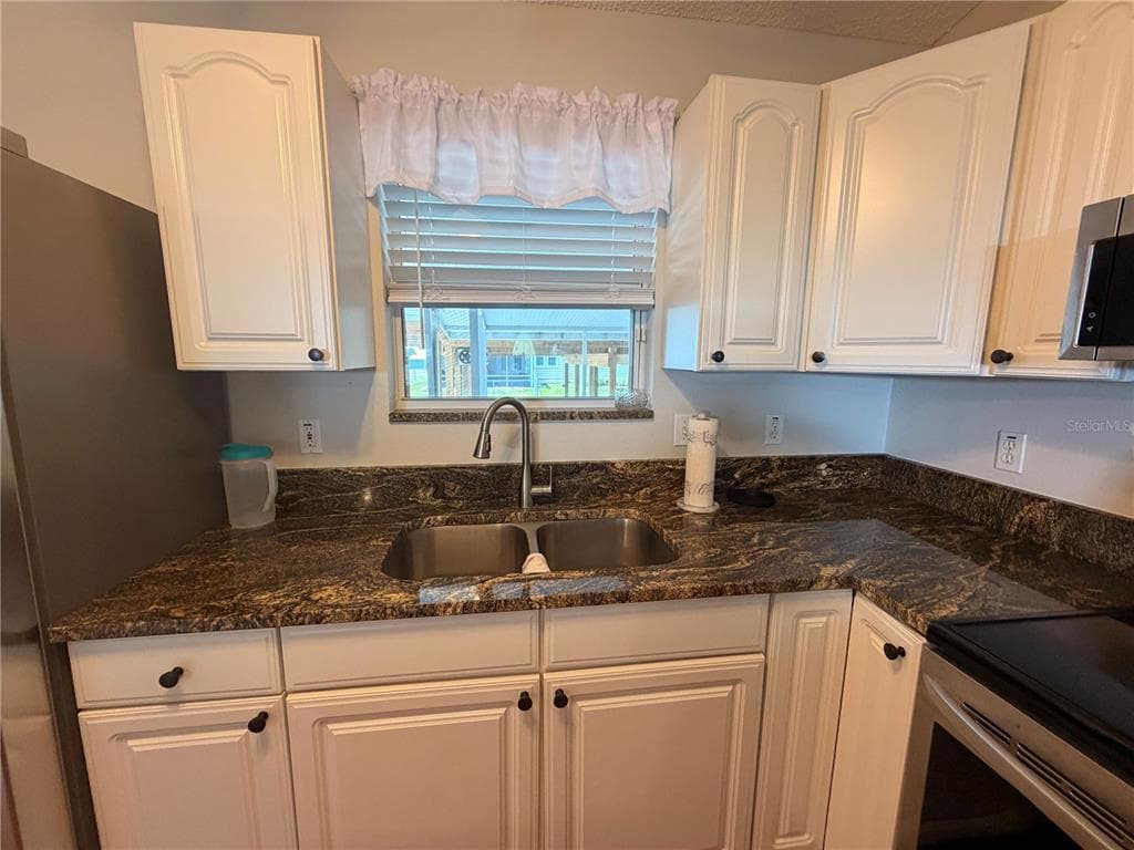 24521 ALLIGATOR ROAD photo 12