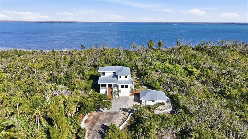 5010 GROUPER HOLE COURT photo 17