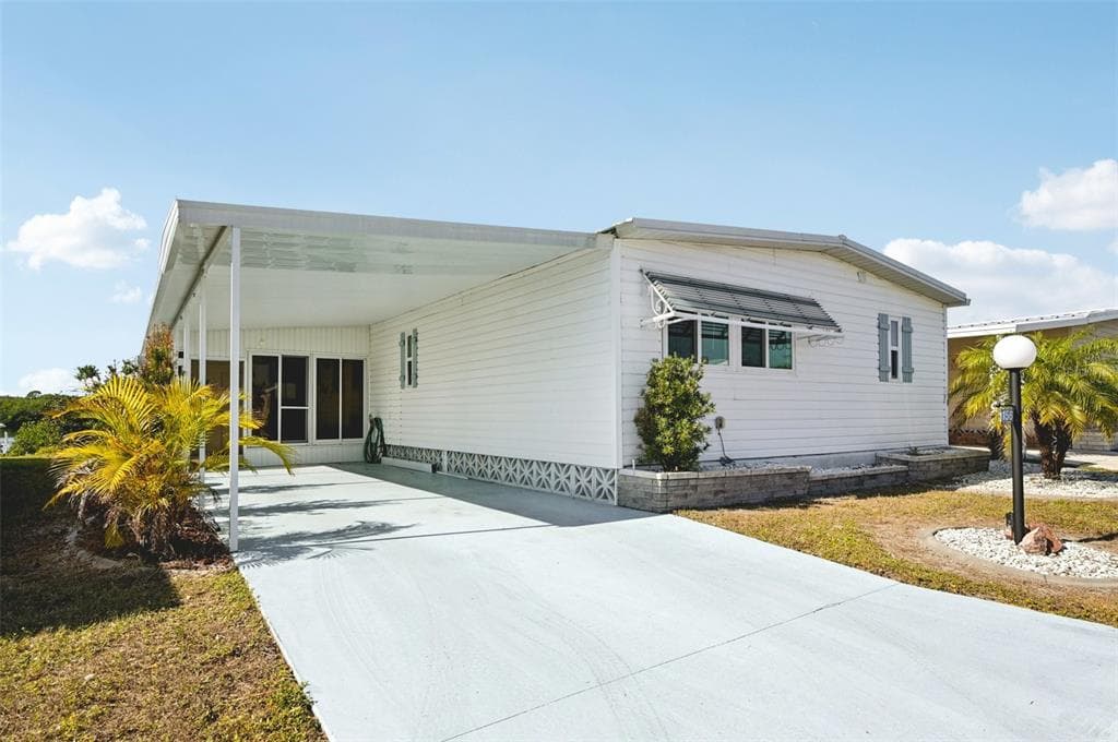156 MARTINIQUE ROAD 1