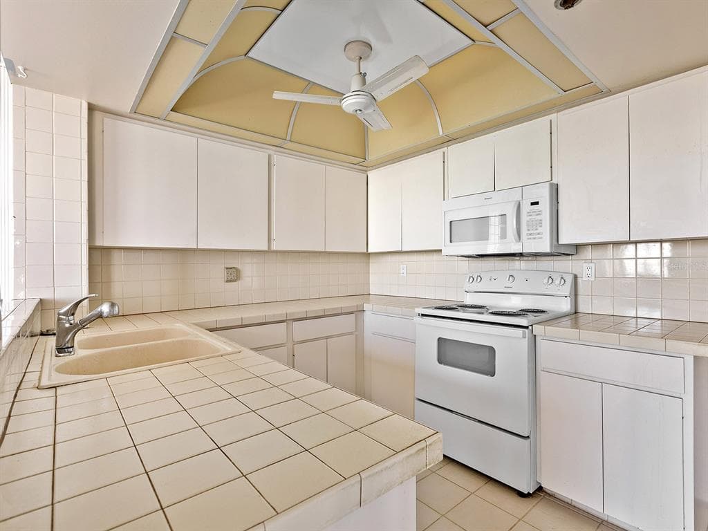 770 S PALM AVENUE 1201 photo 10