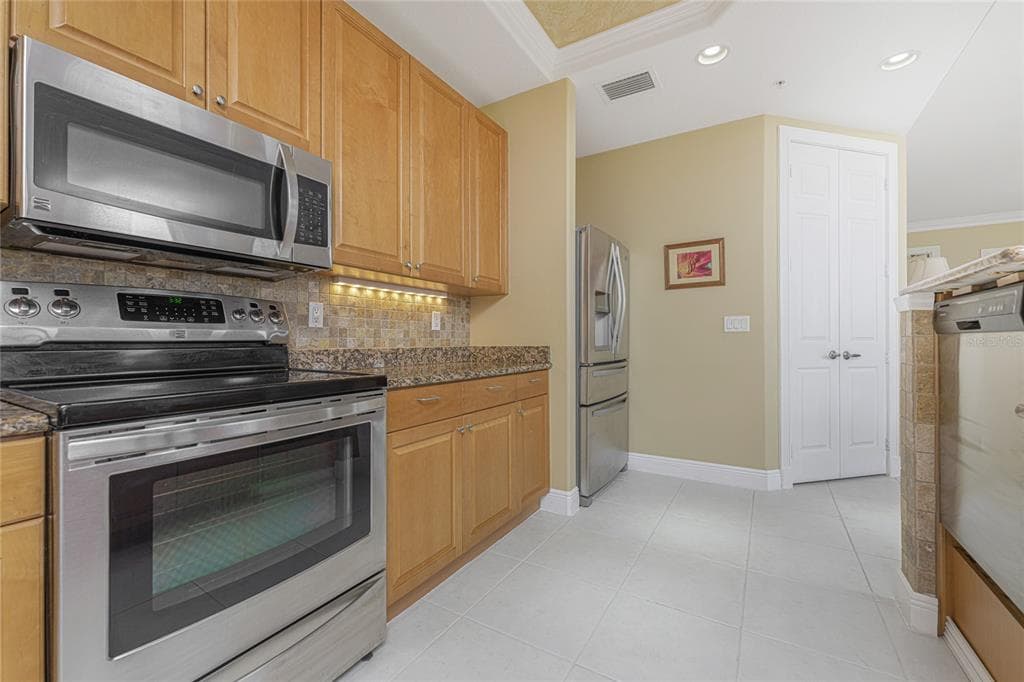 3311 PURPLE MARTIN DRIVE 126 photo 14