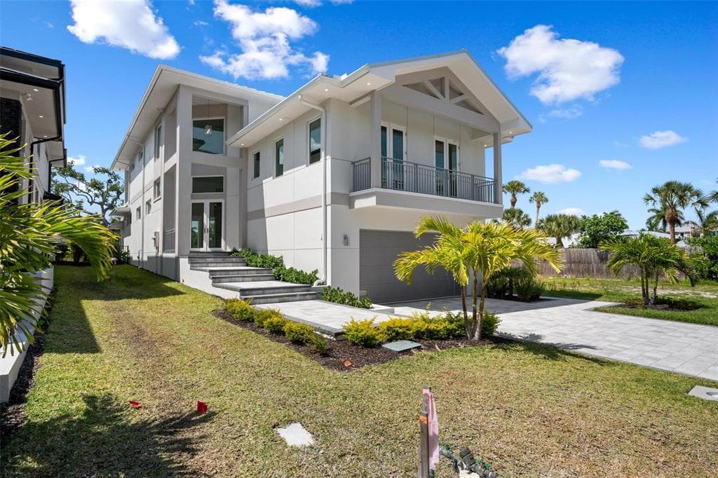 533 VENICE LANE 2