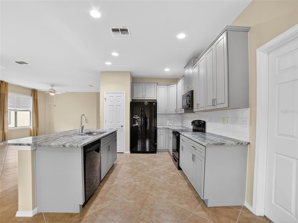 348 CEDAR FALLS DRIVE photo 6