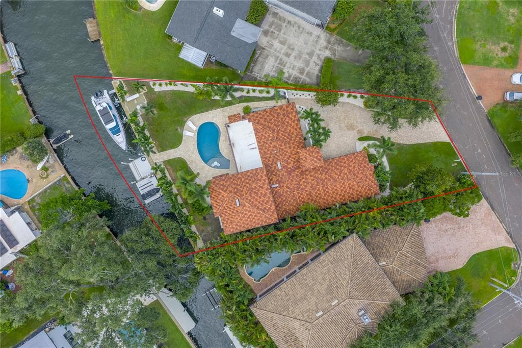 145 BAY POINT DRIVE NE 4