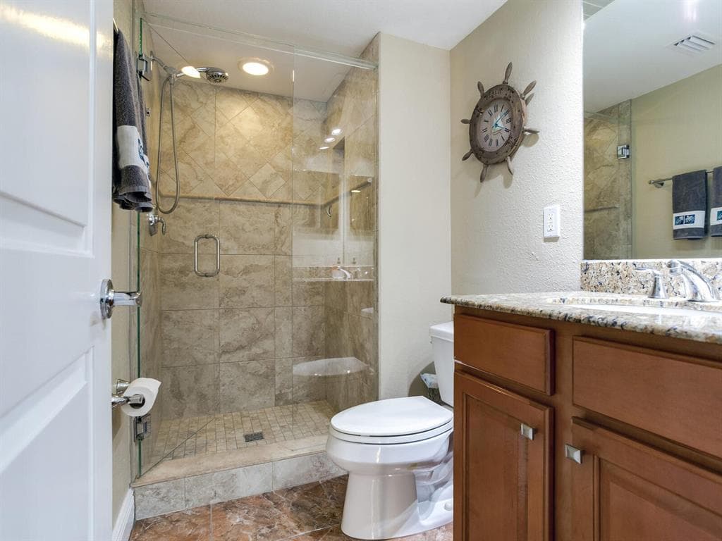 5353 GULF BOULEVARD B202 photo 13