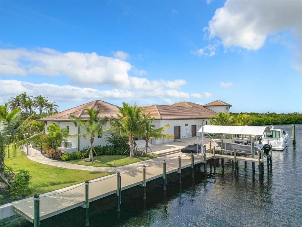 14201 BAY DRIVE 5