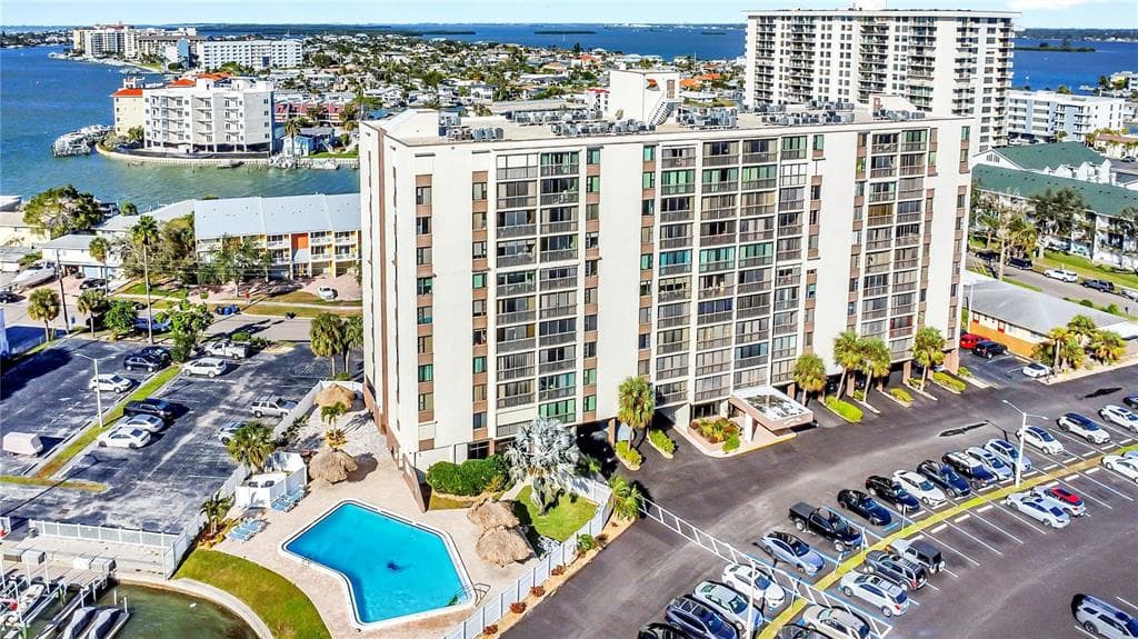 255 DOLPHIN POINT #407 2