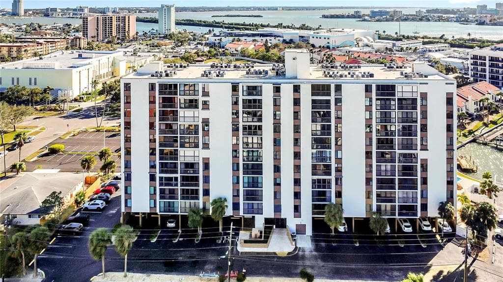 255 DOLPHIN POINT 407 photo 16