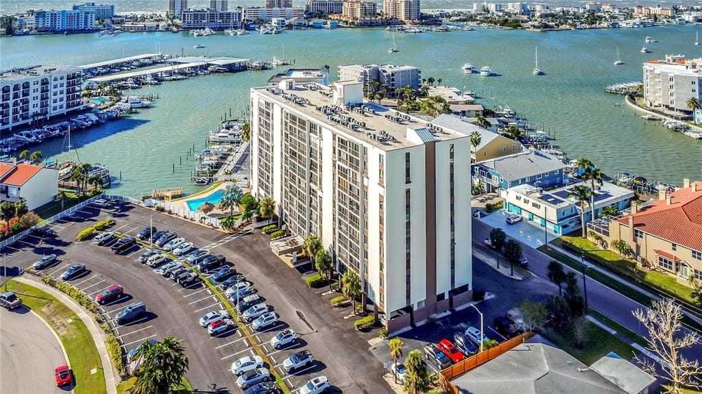 255 DOLPHIN POINT #407 1