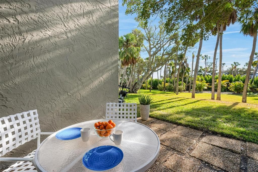 5260 GULF OF MEXICO DRIVE 403 photo 20