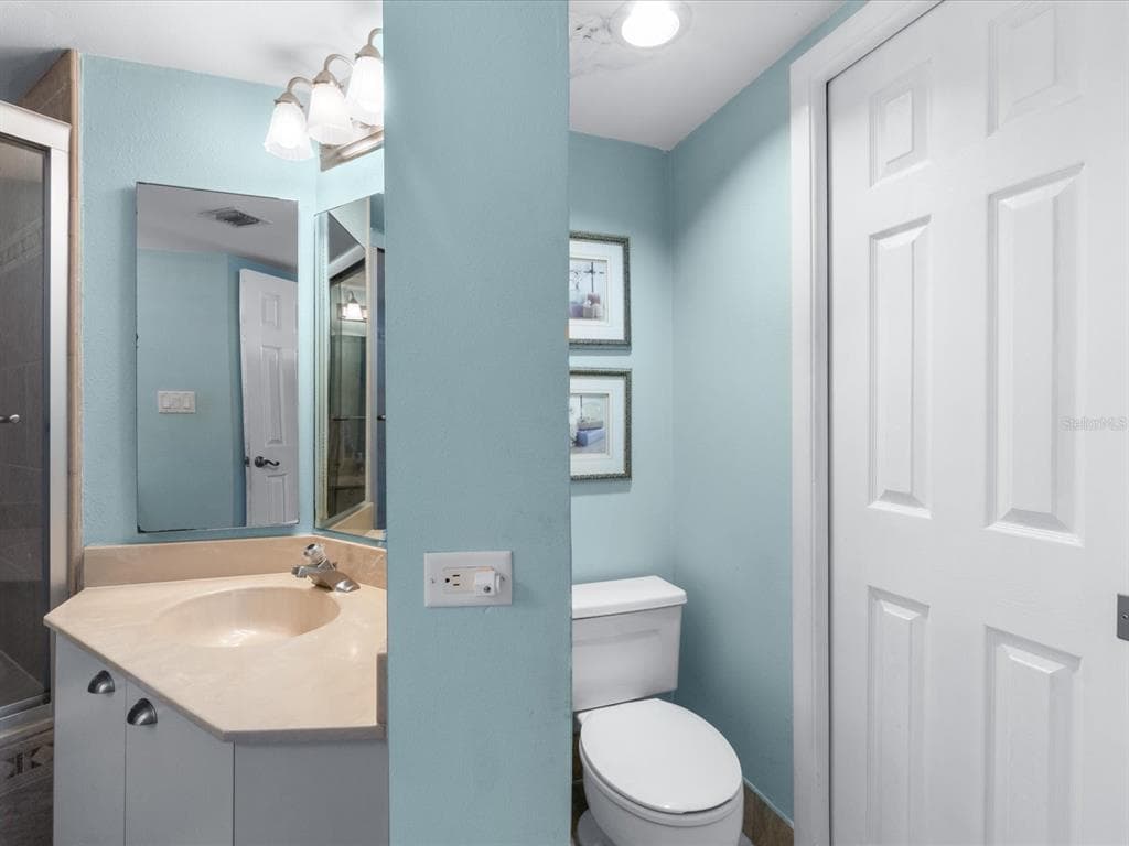 1290 GULF BOULEVARD 903 photo 25