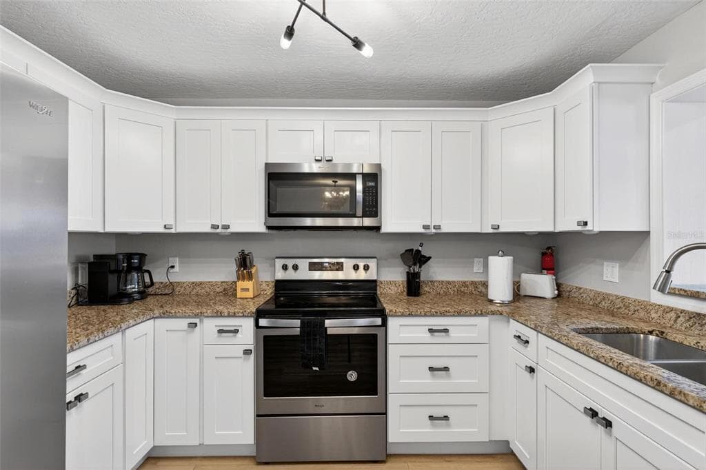 113 DELEON ROAD photo 16