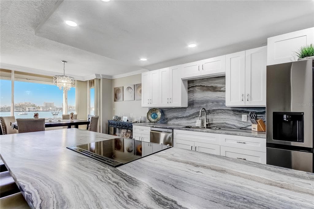 644 ISLAND WAY 101 photo 11