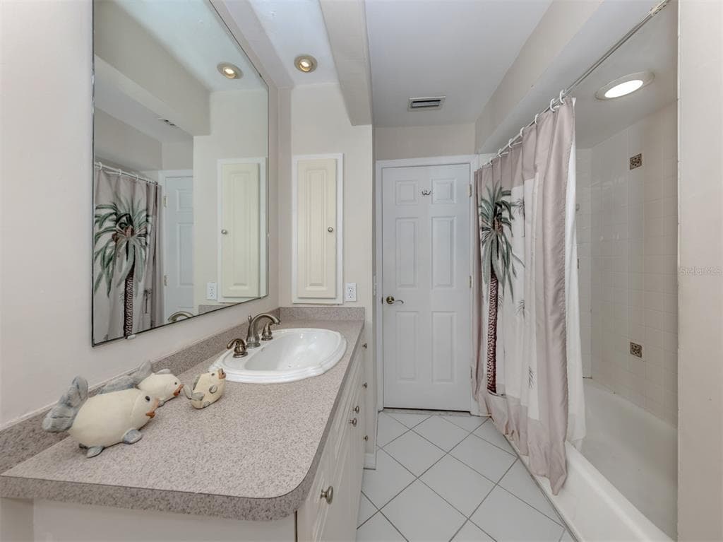 17127 CAPE HORN BOULEVARD photo 17