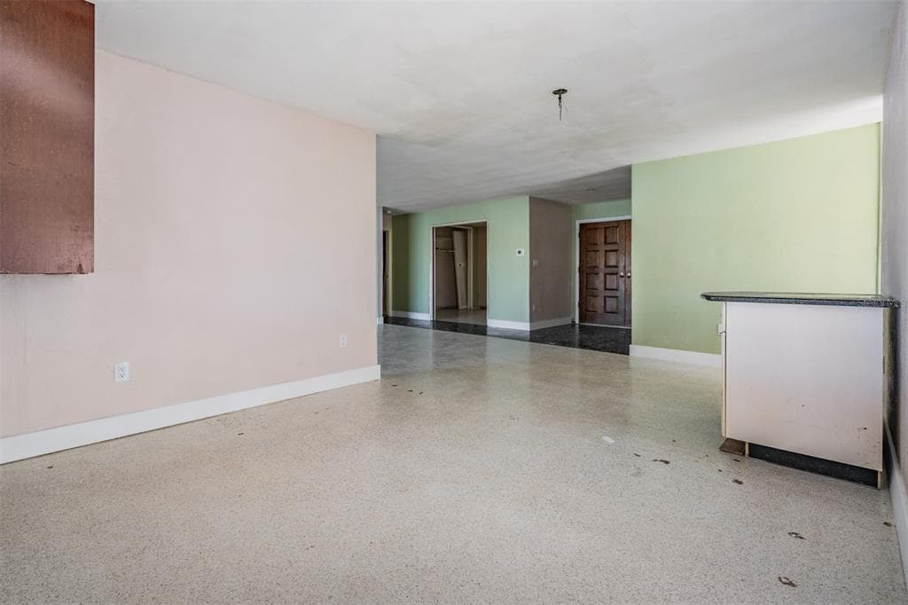 1854 DOLPHIN BOULEVARD S photo 13