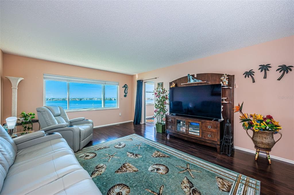 4750 COVE CIRCLE #605 4