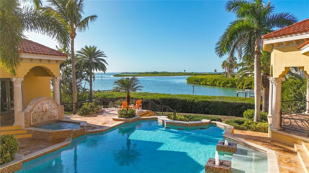 1363 OCEANVIEW DRIVE 5