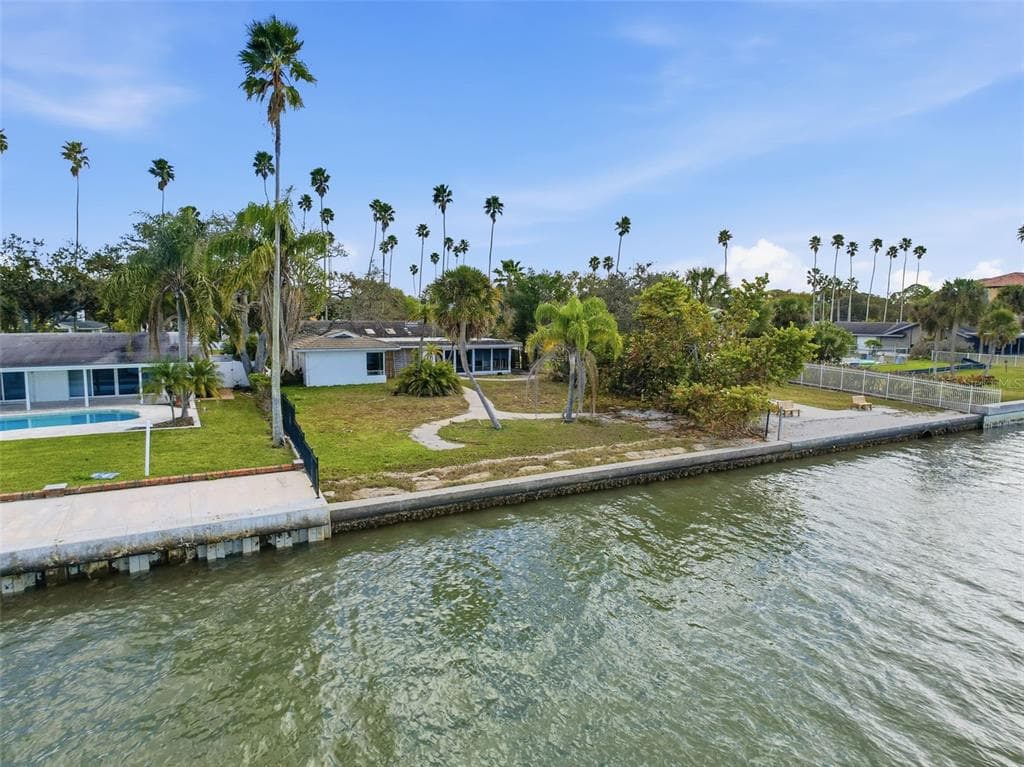 1600 SANTA BARBARA DRIVE photo 14