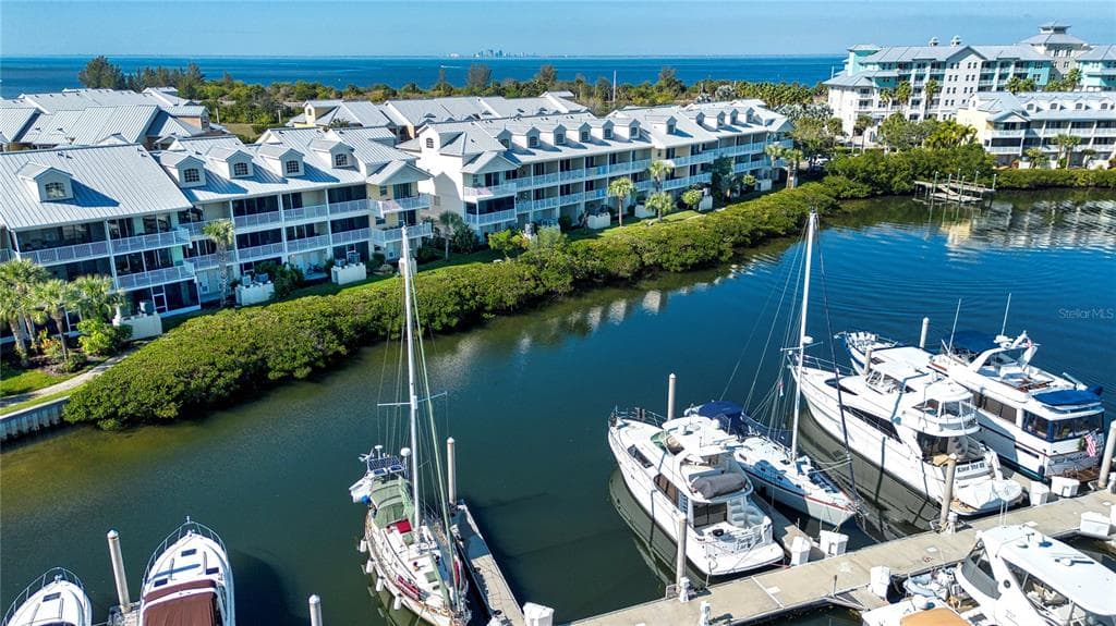 457 BAHIA BEACH BOULEVARD 4