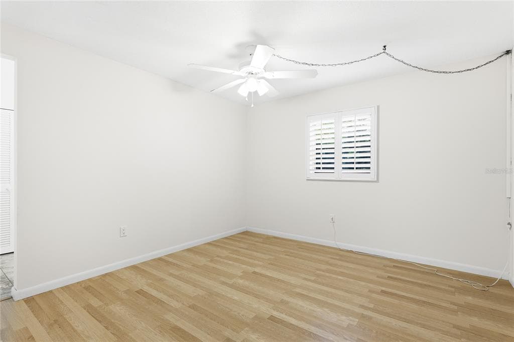 2165 LAKEWOOD DRIVE photo 23