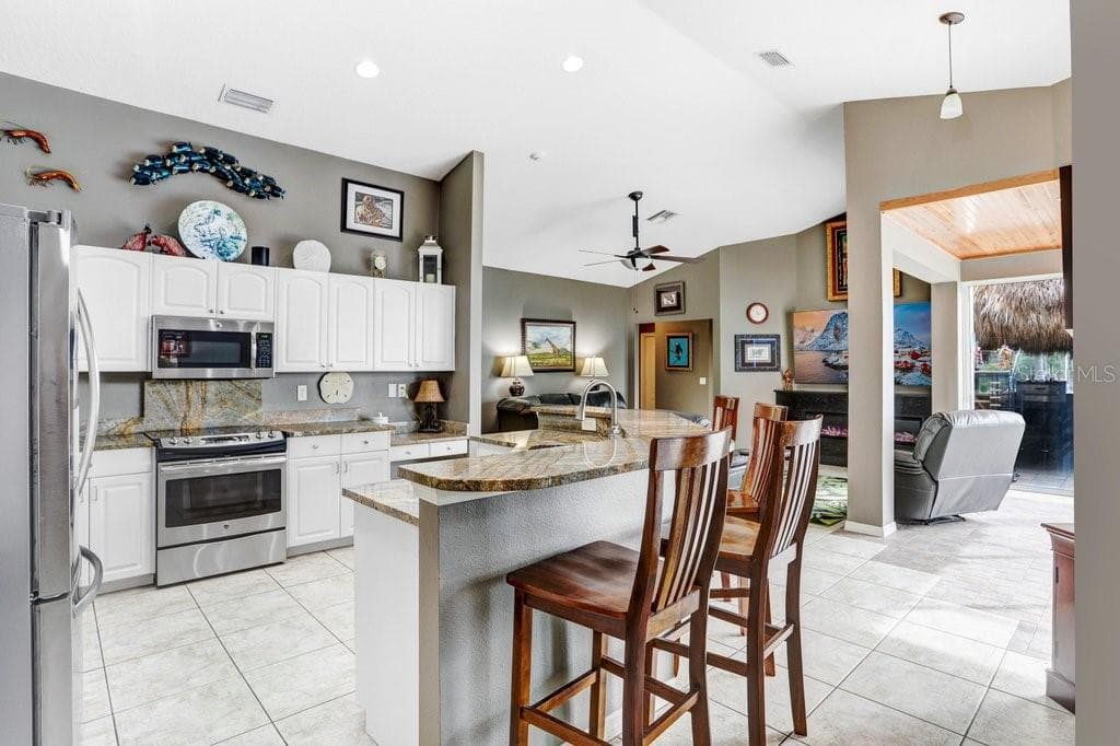 1161 MARINA DRIVE photo 11