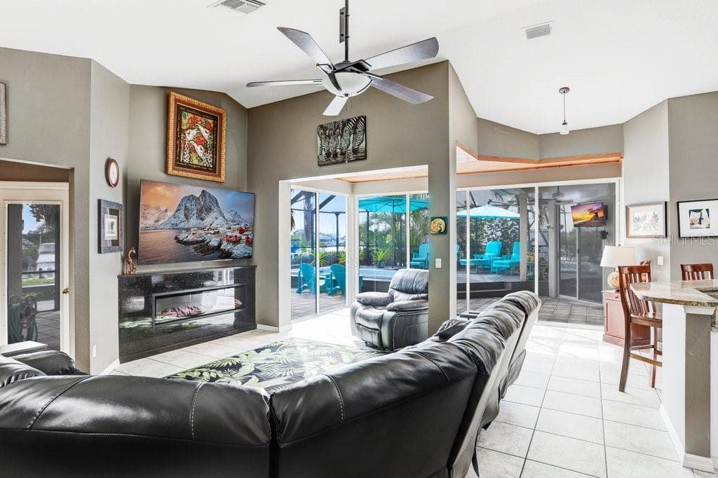1161 MARINA DRIVE photo 19