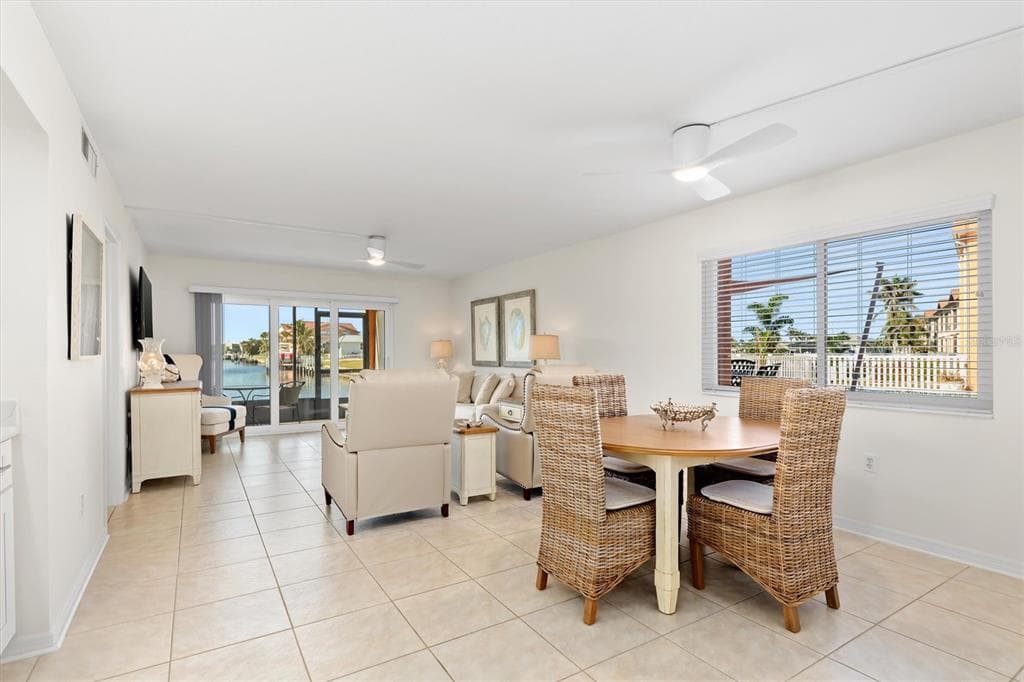 1345 MEDITERRANEAN DRIVE A105 photo 18