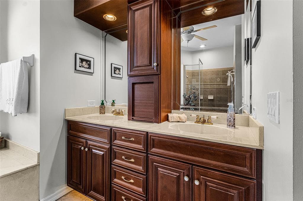 400 GUN CAY LANE photo 21