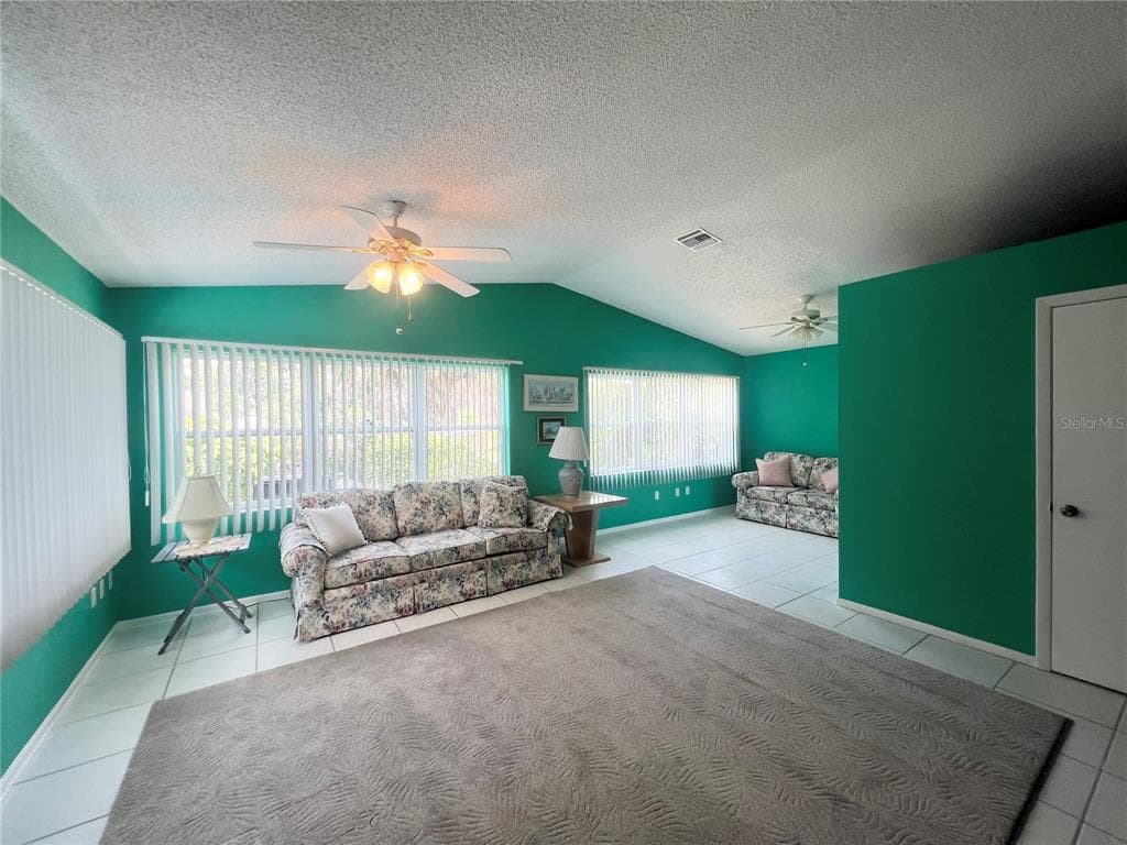 2132 ABSCOTT STREET photo 12