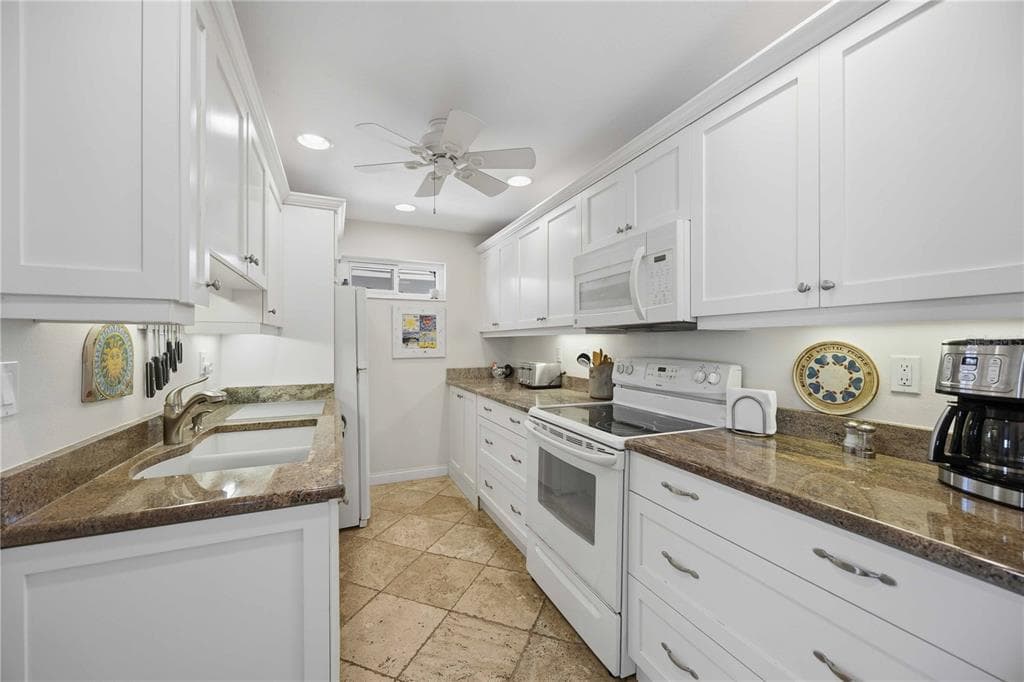 6005 MIDNIGHT PASS ROAD N4 photo 12