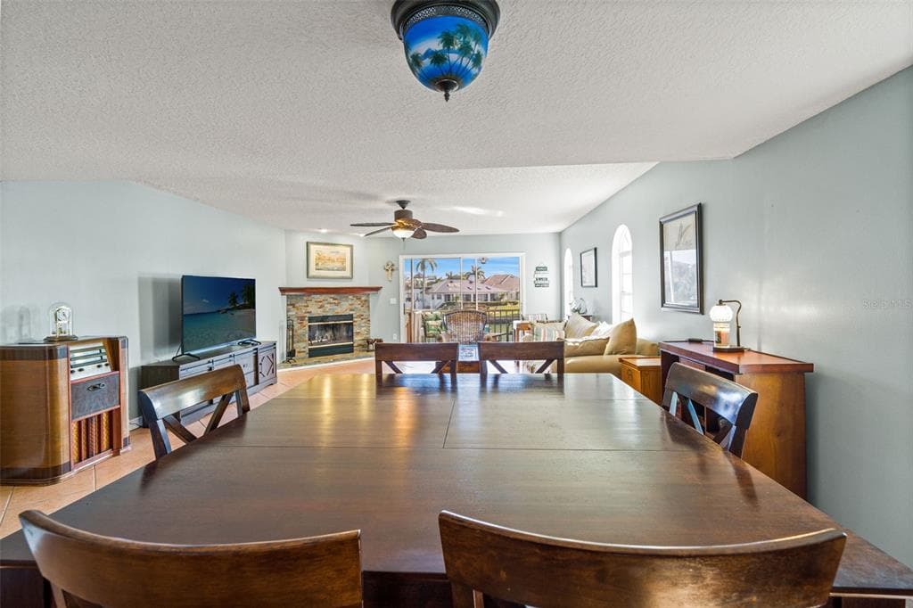 637 PINELLAS BAYWAY S 111 photo 22