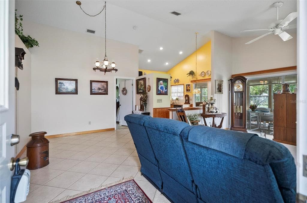8 SEA VISTA DRIVE photo 8