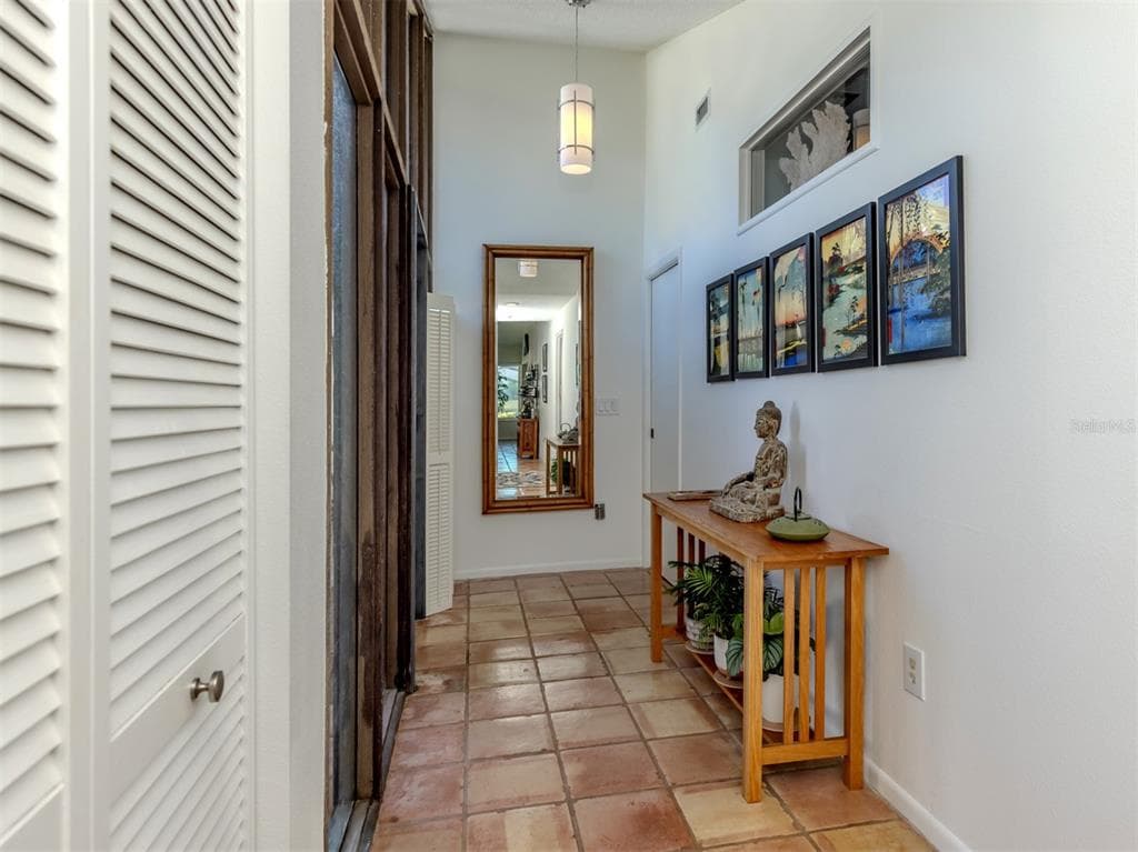 786 SARABAY ROAD 19 photo 25