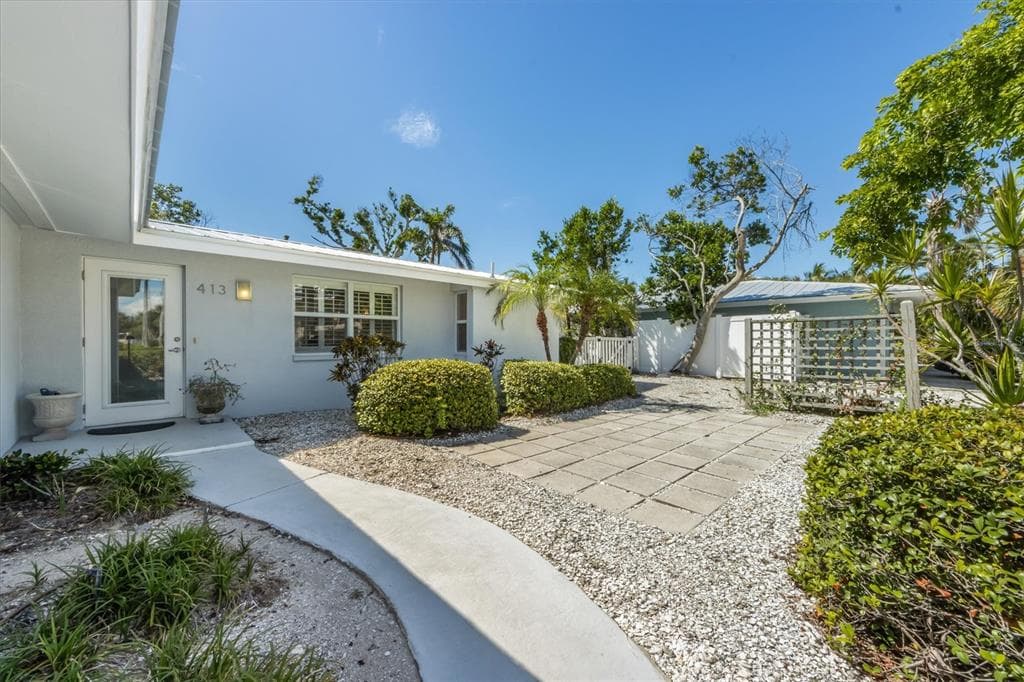 413 POINSETTIA ROAD 4