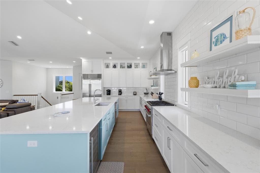 50 N SHORE DRIVE photo 12
