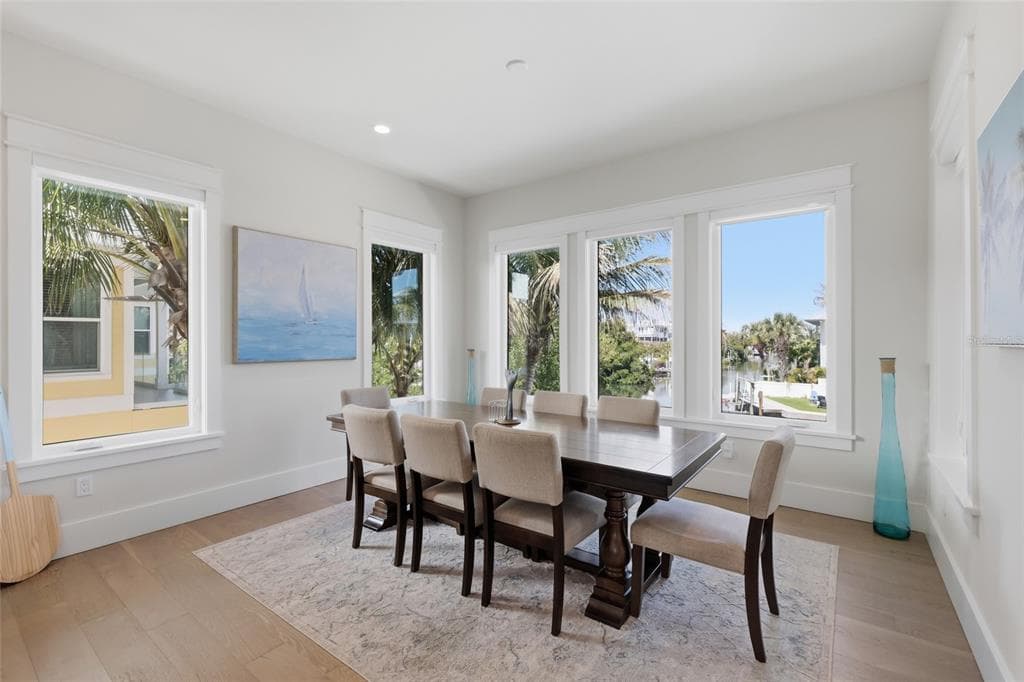 50 N SHORE DRIVE photo 15