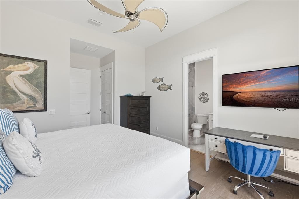 50 N SHORE DRIVE photo 25