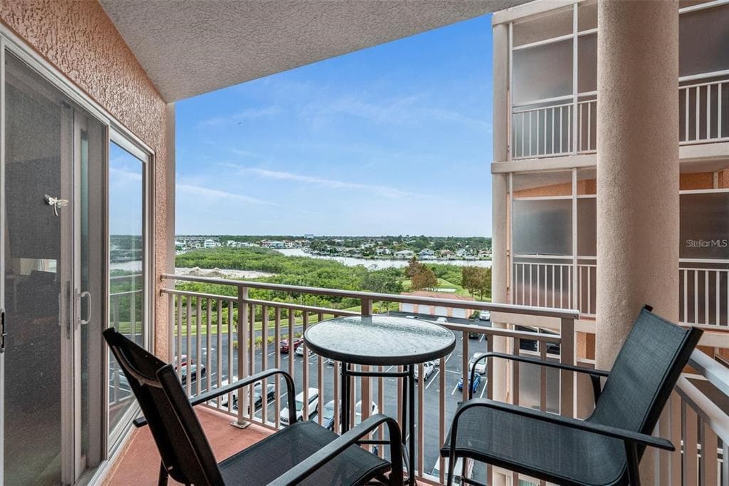 4516 SEAGULL DRIVE 614 photo 3