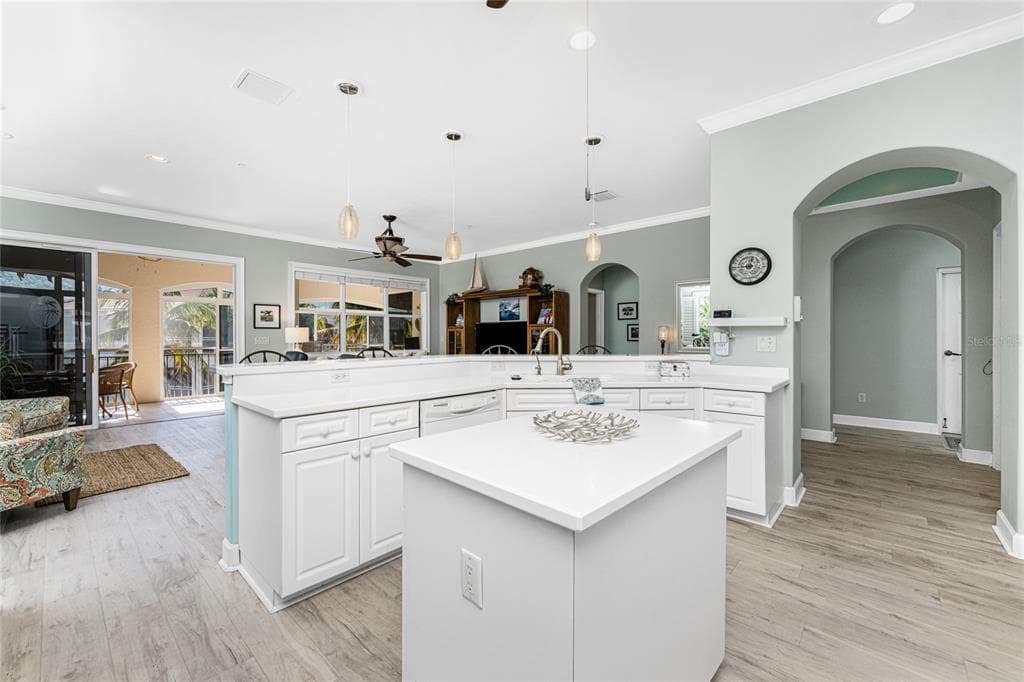 3464 SUNSET KEY CIRCLE 103 photo 18