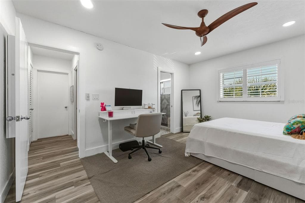 8806 BAY POINTE DRIVE 206 photo 23