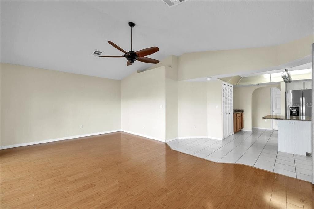 272 BROADMOOR LANE photo 25