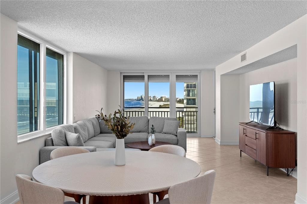 1430 GULF BOULEVARD 610 photo 11