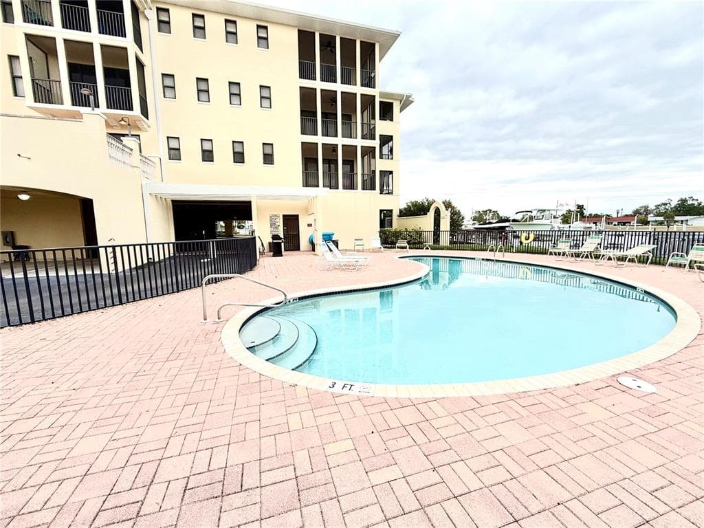 1340 ROCK DOVE COURT #141 3