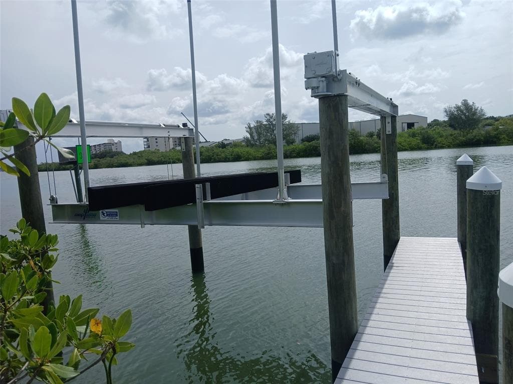 70 GULF BOULEVARD 4