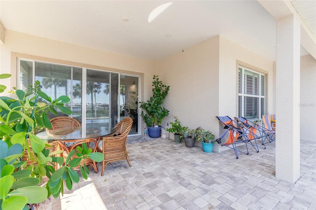 31 S RIVERWALK DRIVE photo 9